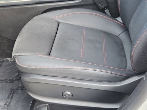 Certified 2024 Mercedes-Benz GLA 250 image 25