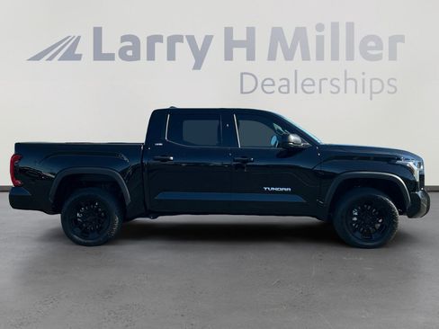 Used 2025 Toyota Tundra SR5 image 6