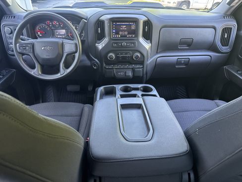 Used 2024 Chevrolet Silverado 1500 Custom Trail Boss w/ LPO, Dark Essentials Package AWD/4WD image 14