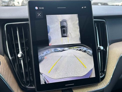 Used 2026 Volvo XC60 B5 Plus w/ Climate Package PRO image 26