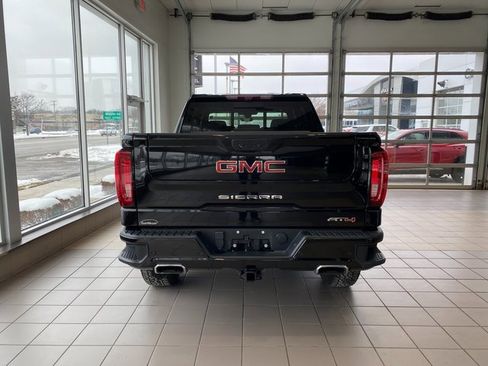Used 2021 GMC Sierra 1500 AT4 w/ AT4 Value Package image 6