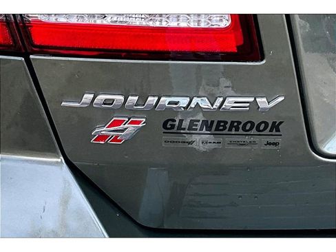 Used 2018 Dodge Journey SXT w/ Safe & Sound Group image 9
