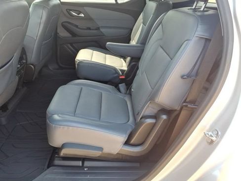 Used 2018 Chevrolet Traverse Premier w/ LPO, Floor Liner Package AWD/4WD image 17