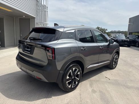 Used 2026 Nissan Kicks SV w/ SV Premium Package AWD/4WD image 3