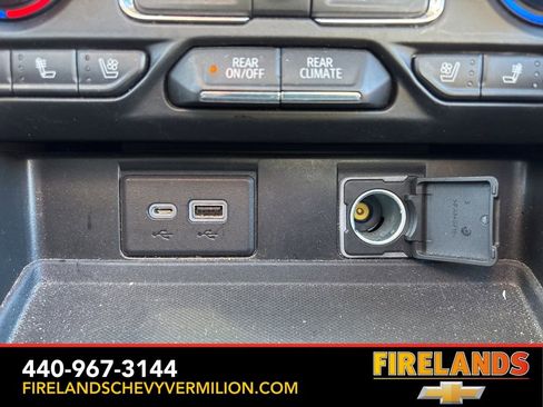 Used 2021 Chevrolet Suburban Premier w/ Premium Package image 20