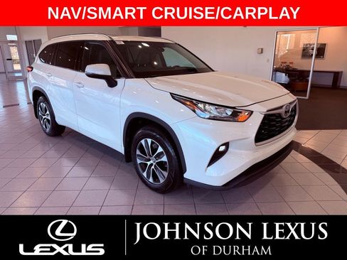 Used 2020 Toyota Highlander XLE image 1
