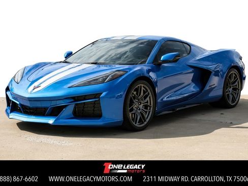 Used 2024 Chevrolet Corvette Z06 image 1