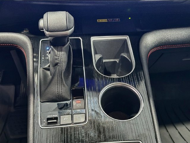 Certified 2025 Toyota Sienna XSE AWD/4WD image 14