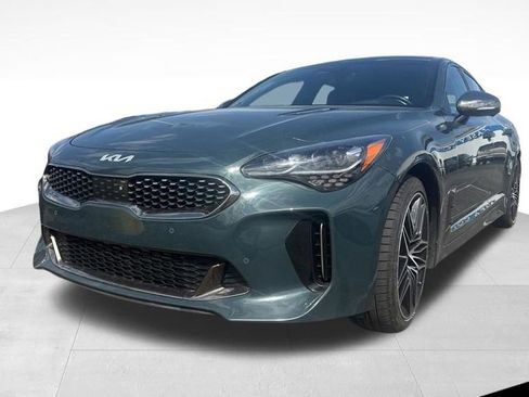 Certified 2022 Kia Stinger GT2 image 1