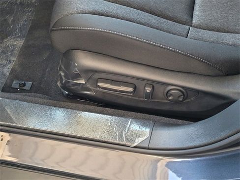 Used 2025 Honda Accord SE image 12