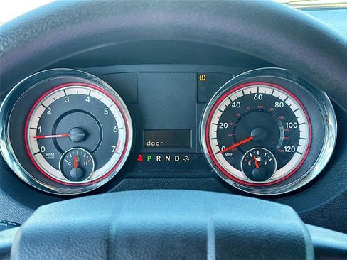 Used 2019 Dodge Grand Caravan SE image 13