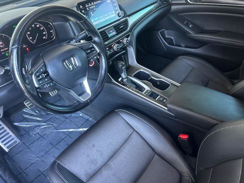 Used 2020 Honda Accord Sport image 11