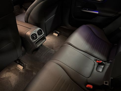 New 2026 Mercedes-Benz C 300 Sedan image 11