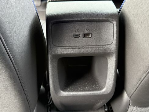 Used 2025 Buick Envista Sport Touring w/ Convenience I Package FWD image 27