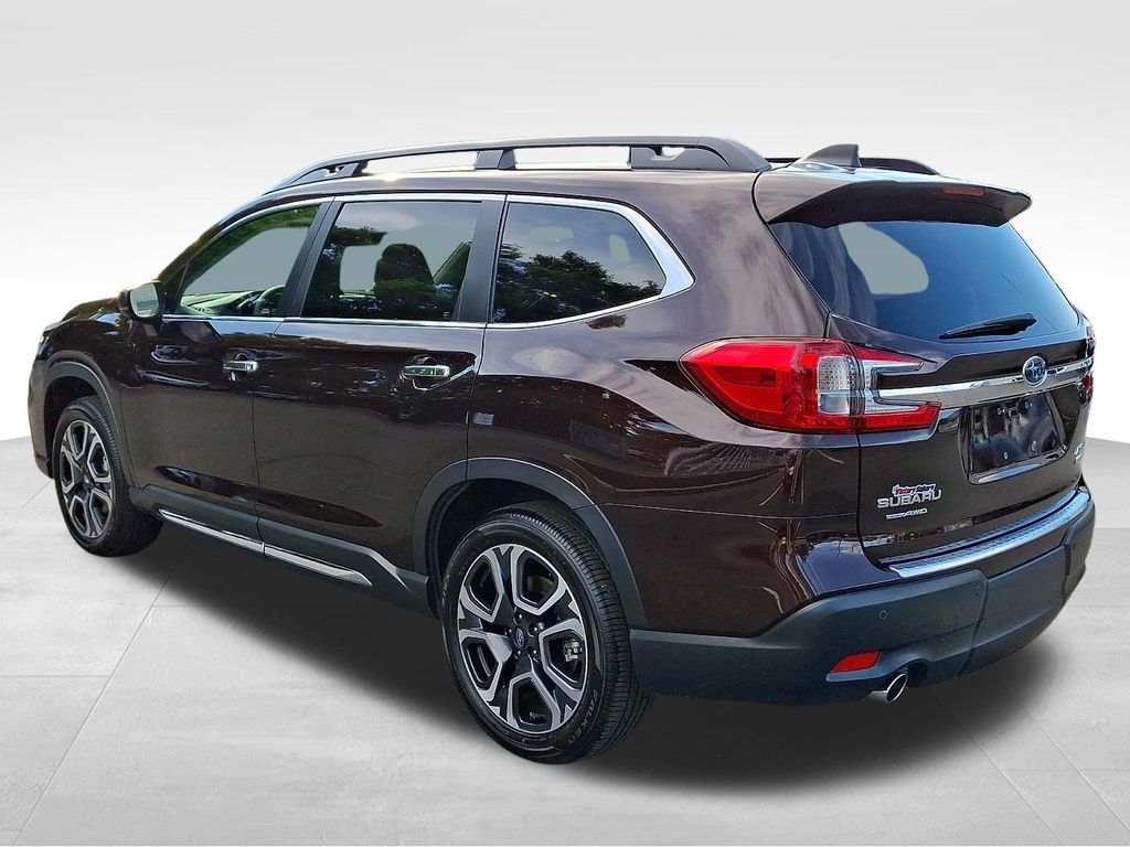 Certified 2026 Subaru Ascent Touring AWD/4WD image 4