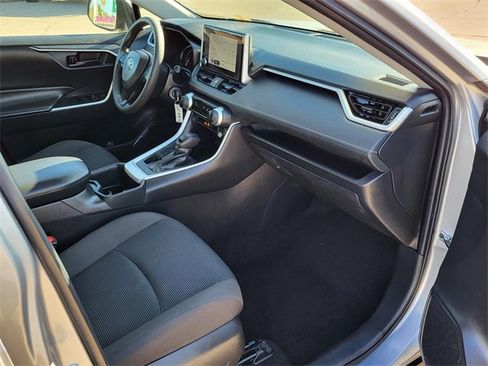 Used 2024 Toyota RAV4 LE image 15