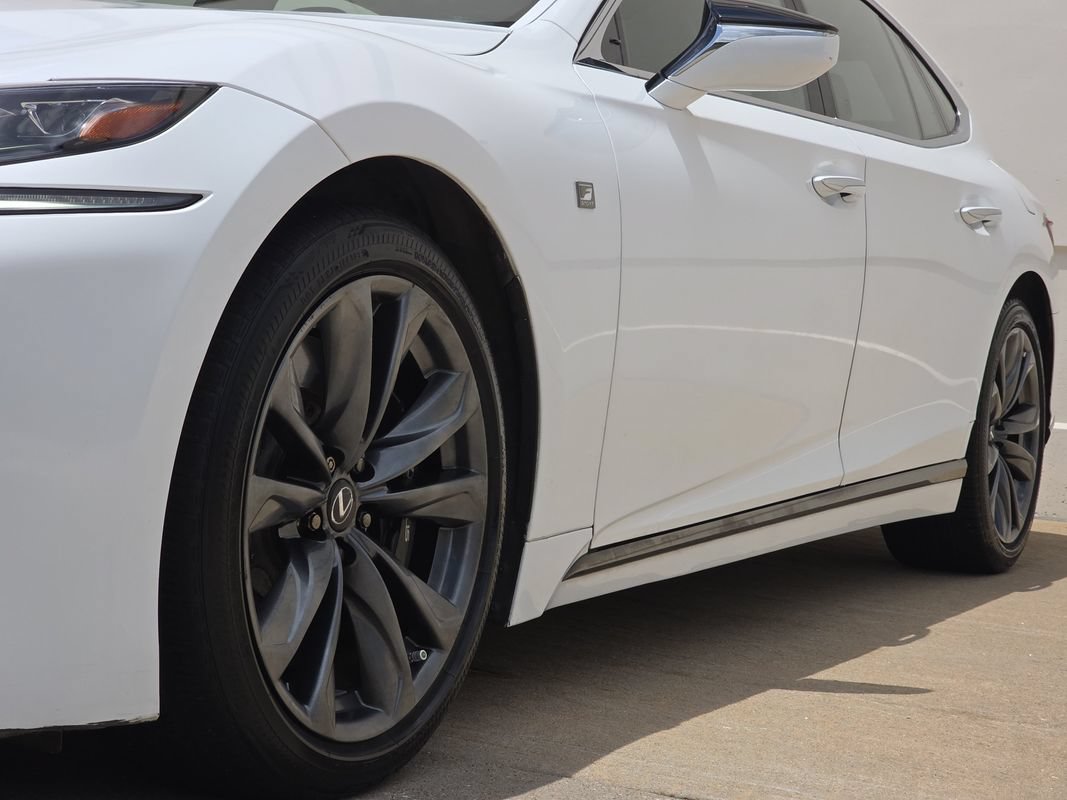 Used 2018 Lexus LS 500 F Sport w/ Accessory Package (Z1) RWD image 40