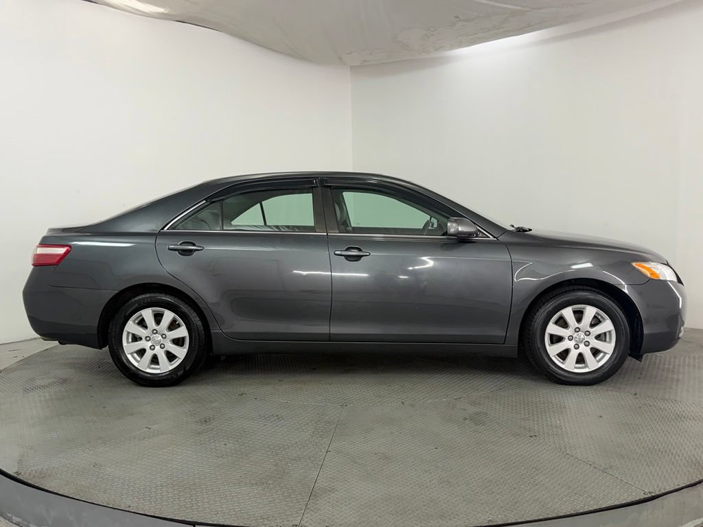 Used 2009 Toyota Camry SE FWD image 5
