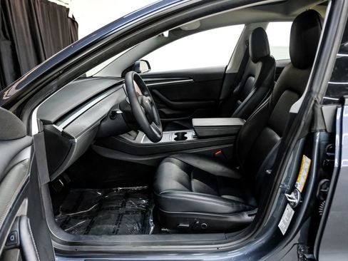 Used 2023 Tesla Model 3 Standard Range RWD image 4