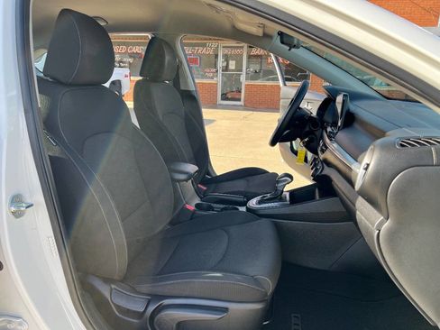 Used 2020 Kia Forte Sedan image 17
