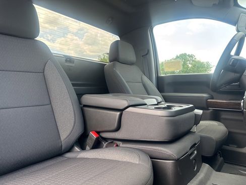 New 2025 GMC Sierra 2500 SLE w/ SLE Convenience Package image 11