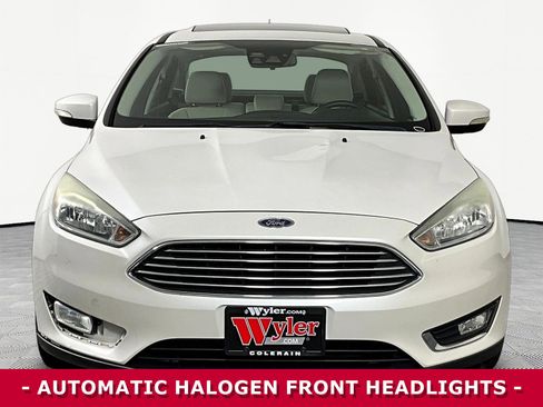 Used 2015 Ford Focus Titanium w/ Titanium Technology Package FWD image 2