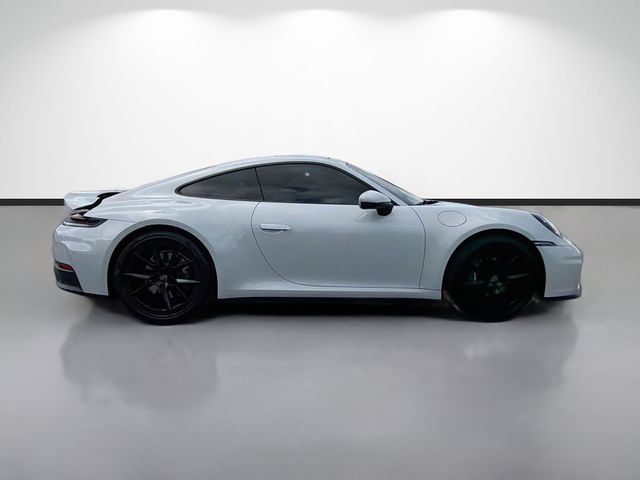 Used 2025 Porsche 911 Carrera RWD image 2