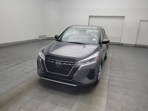 Used 2023 Nissan Kicks S FWD image 15