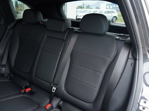 Used 2026 Mercedes-Benz GLC 300 image 22