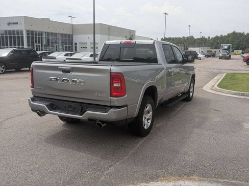 Certified 2025 RAM 1500 Big Horn AWD/4WD image 5