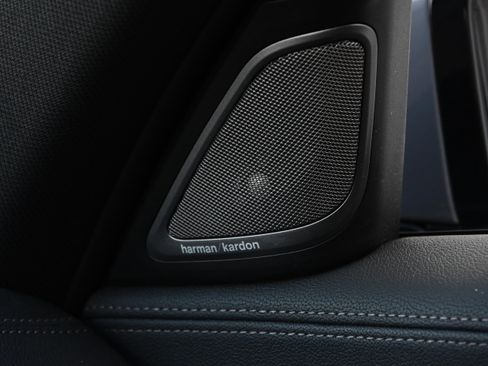 Certified 2022 BMW 740i 740i w/ M Sport Package image 25