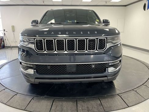 Used 2022 Jeep Wagoneer Series I image 3