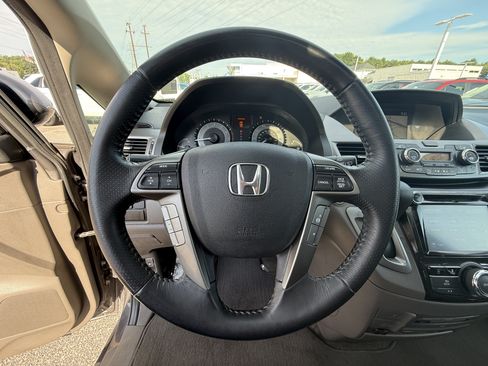 Used 2016 Honda Odyssey Touring image 18