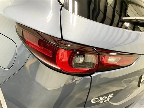 Used 2022 MAZDA CX-5 Carbon Edition image 29