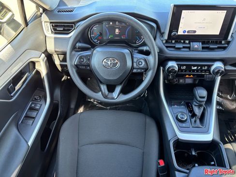 Certified 2025 Toyota RAV4 LE AWD/4WD image 16