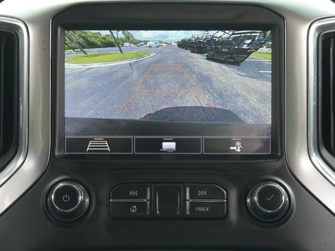 Used 2020 Chevrolet Silverado 1500 LT w/ Texas Edition RWD image 14