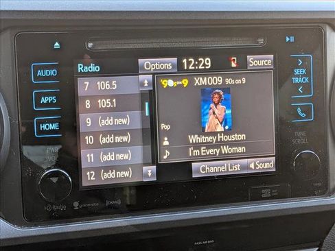 Used 2018 Toyota Tacoma TRD Sport image 13