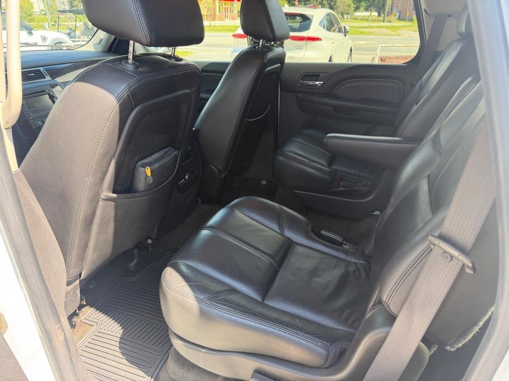 Used 2007 GMC Yukon Denali AWD/4WD image 13