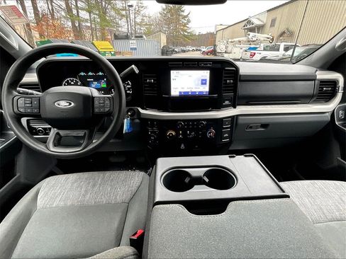 Used 2023 Ford F350 XLT w/ FX4 Off-Road Package image 21
