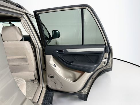 Used 2008 Toyota 4Runner SR5 image 27