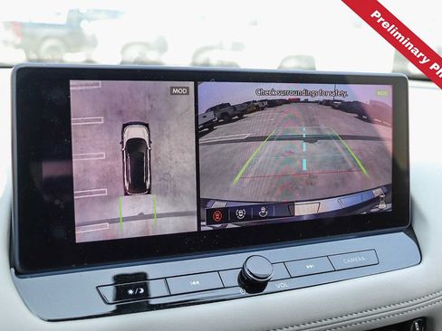 Used 2025 Nissan Rogue SL AWD/4WD image 19