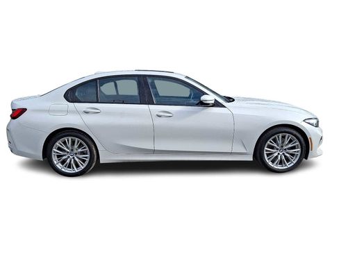 Used 2023 BMW 330i xDrive Sedan w/ Driving Assistance Package AWD/4WD image 7