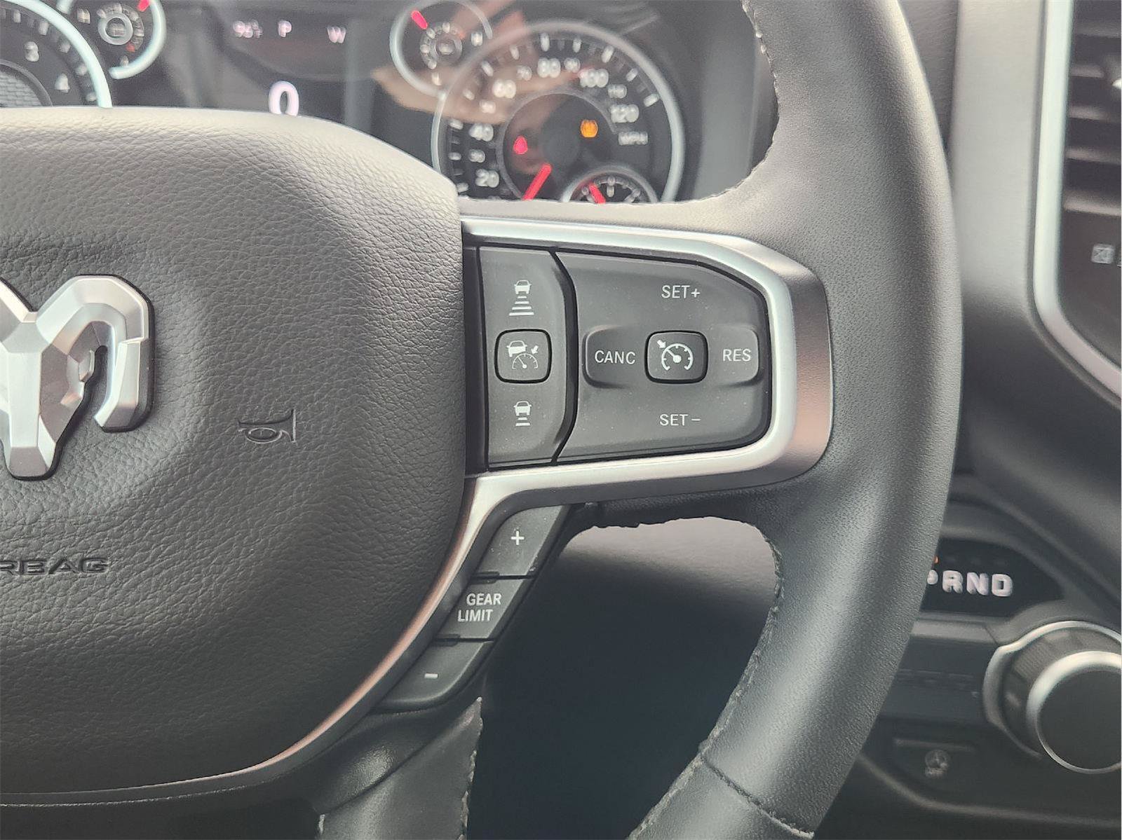 Used 2025 RAM 1500 Big Horn RWD image 29