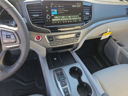 New 2026 Honda Ridgeline RTL image 24