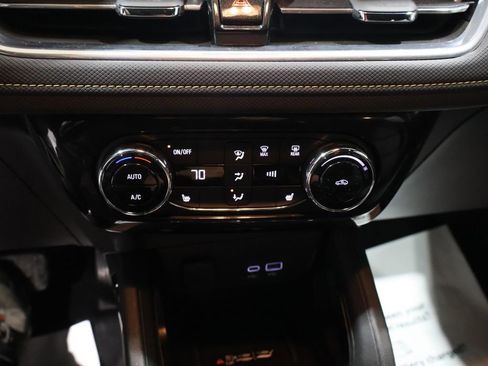 Used 2025 Chevrolet TrailBlazer ACTIV w/ Convenience Package image 29