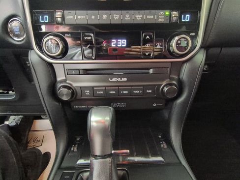 Used 2023 Lexus GX 460 Luxury w/ Sport Design Package AWD/4WD image 15