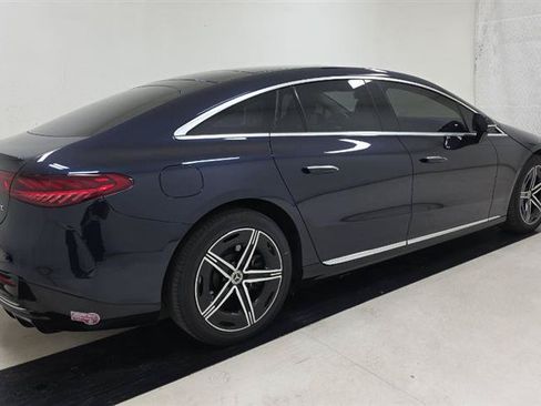 Used 2023 Mercedes-Benz EQS 580 4MATIC Sedan image 4
