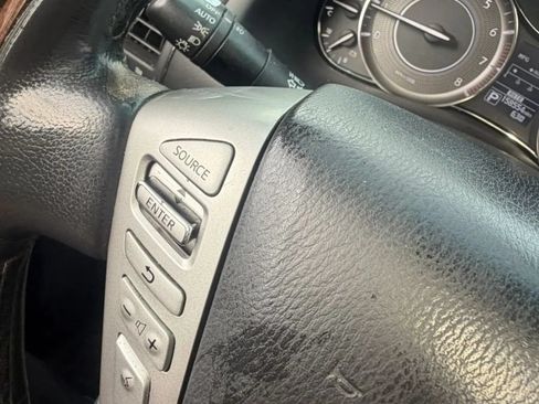 Used 2015 INFINITI QX80 4WD w/ 22" Wheel Package image 28