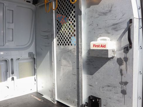 Used 2021 Mercedes-Benz Sprinter 2500 w/ Driver Convenience Package image 12