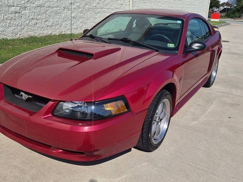 Used 2002 Ford Mustang GT RWD image 3